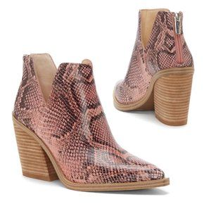 NEW Vince Camuto Gigietta Snake Rosewood Booties 6